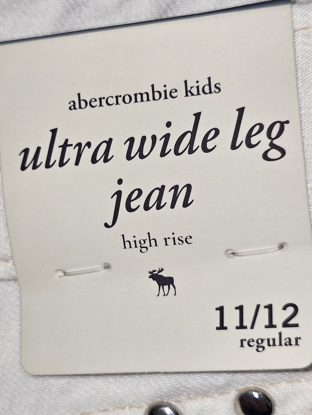 NWT Abercrombie Kids Ultra Wide Leg White Stud-Accent High Rise Jeans 11/12 - Picture 2 of 12